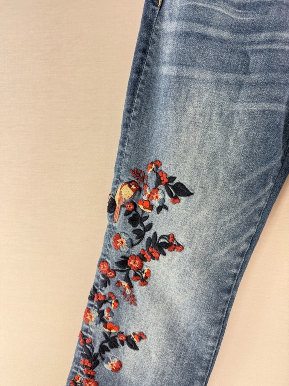 Sundance Driftwood Kelly Embroidered Floral Bird High Rise Bootcut Blue Jeans - Picture 5 of 11
